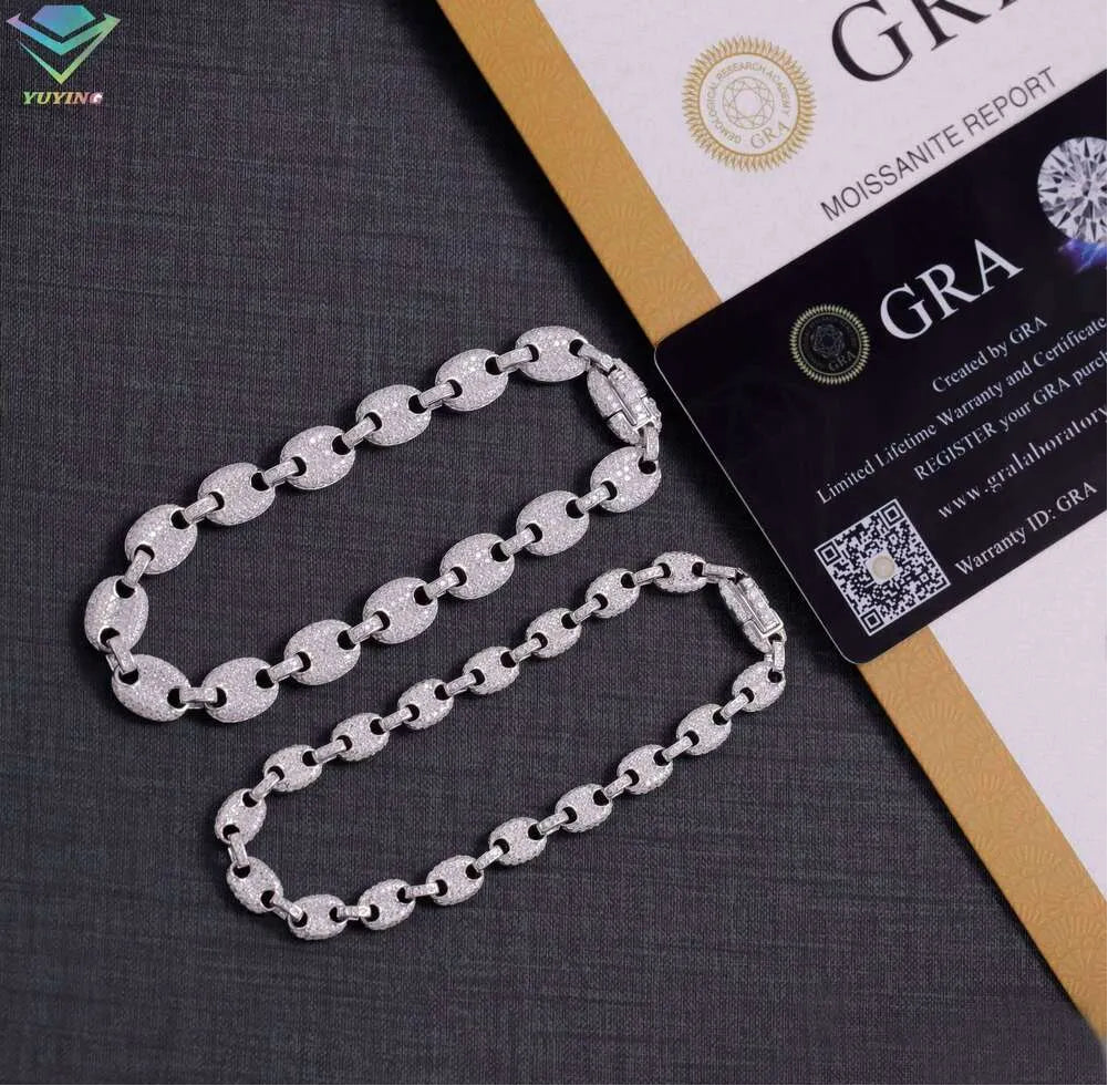 Moissanite Puff Link Bracelet in White Gold - 8mm