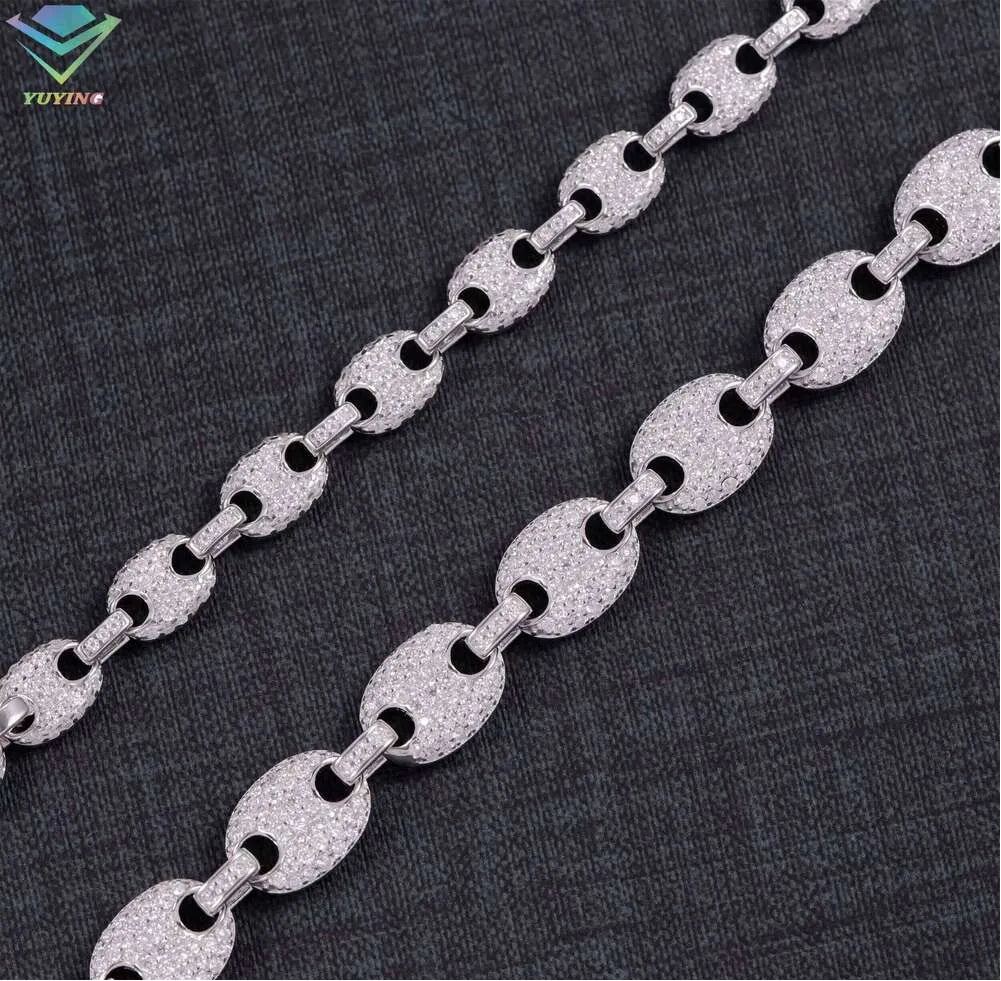 Moissanite Puff Link Bracelet in White Gold - 8mm