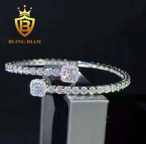 Square Cut Moissanite Bangle Tennis Bracelet in White Gold