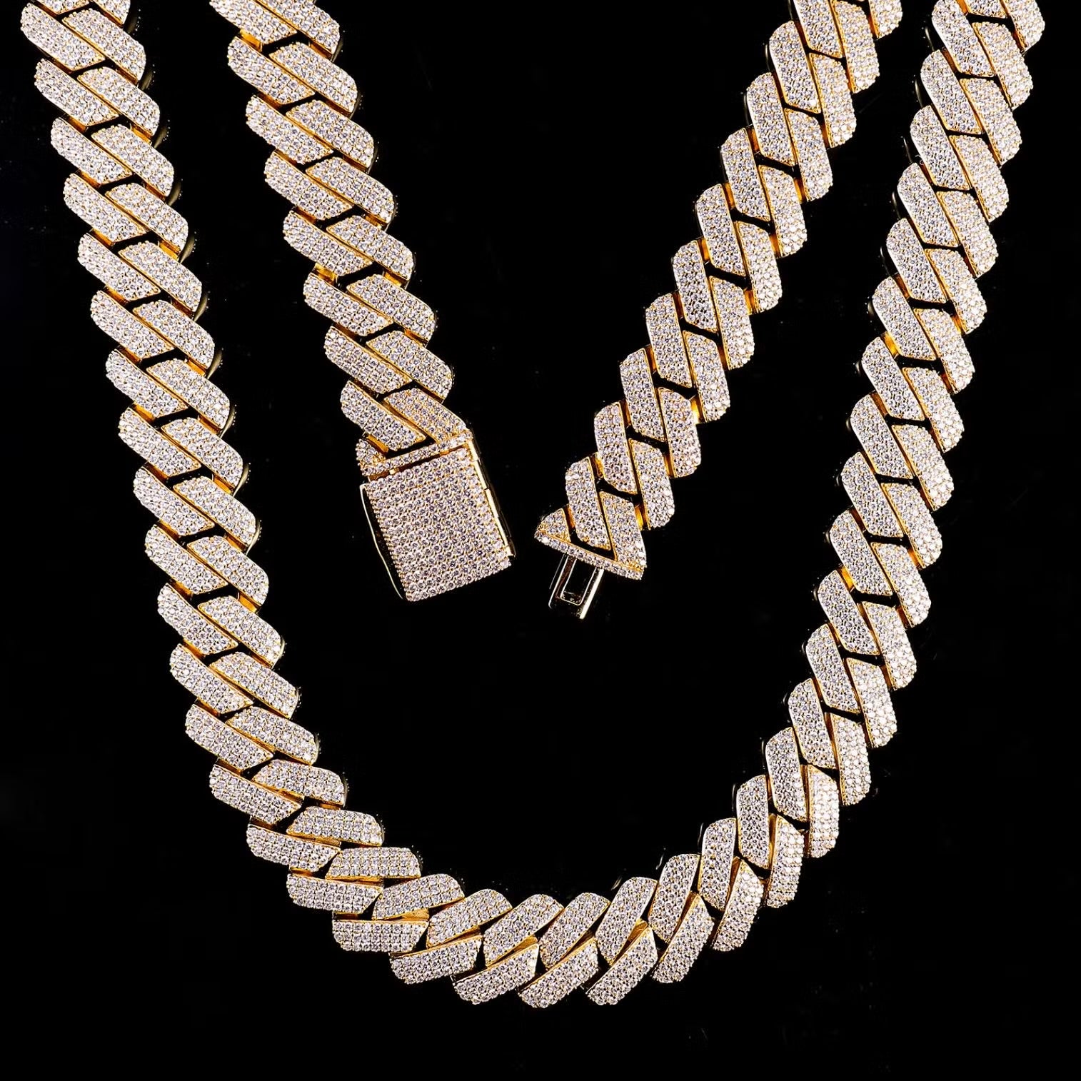 Moissanite Prong Cuban Link Chain in Rose Gold - 15MM