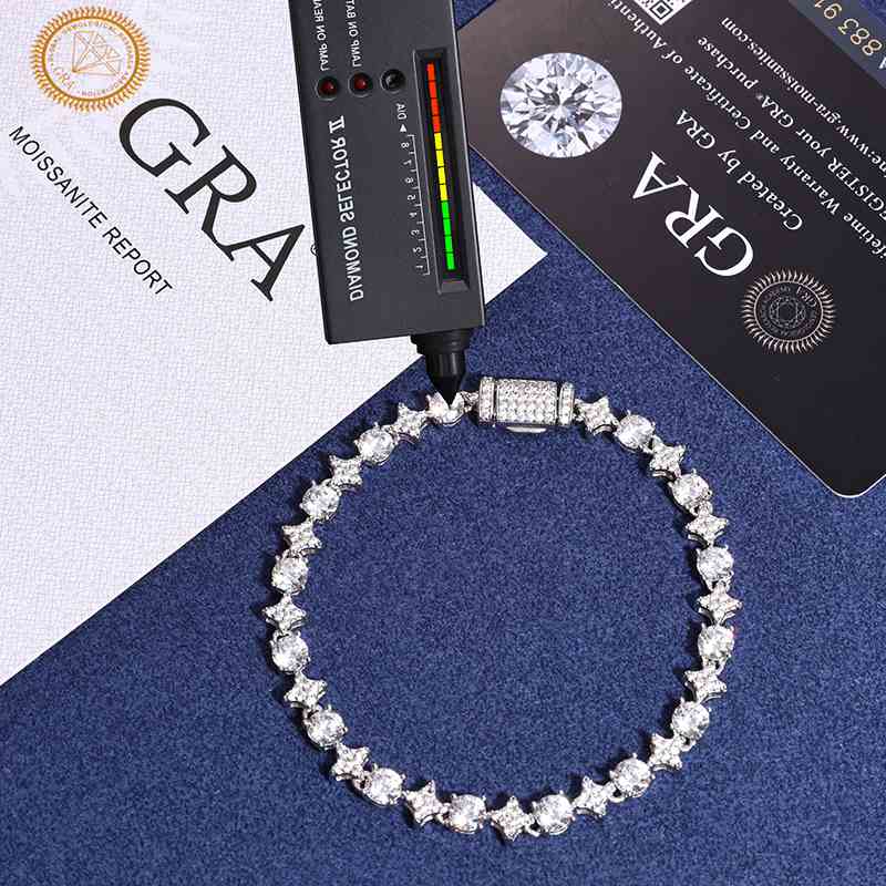 Moissanite Star and Tennis Bracelet in White Gold - 6mm