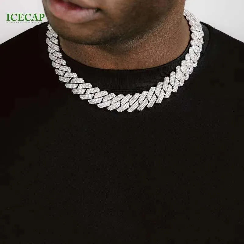 Moissanite Prong Cuban Link Chain in White Gold - 15mm
