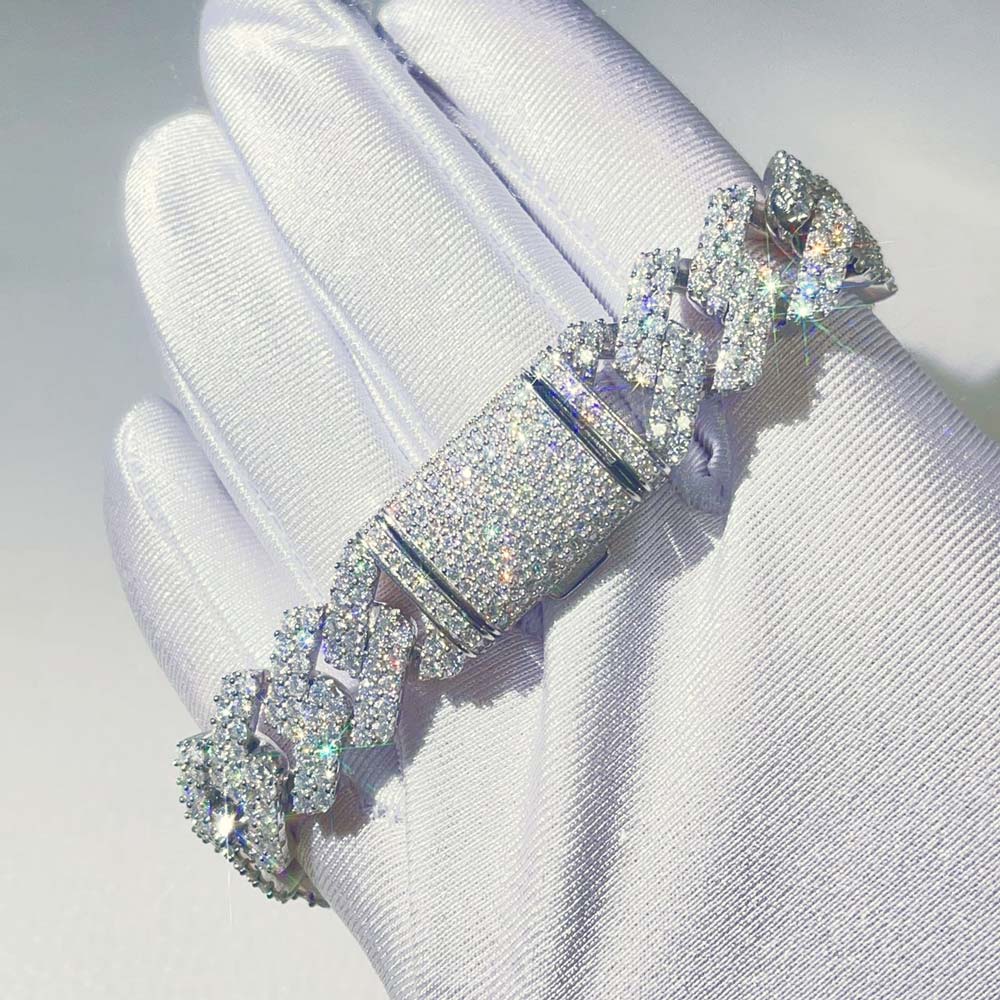 Moissanite Prong Cuban Link Bracelet in White Gold - 15mm