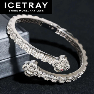 Baguette Bangle Bracelet in White Gold